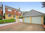 Carew Way, Watford, WD19 4 bed detached house for sale -