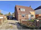 3 bed house for sale in Kent Gardens, CM7, Braintree
