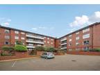 1 bed flat for sale in Heathside Apartments (over's), NW11, London
