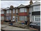 Ley Street, Ilford IG1 2 bed flat - £1,800 pcm (£415 pw)