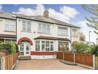 3 bedroom terraced house for sale in Abbots Way, Beckenham, BR3
