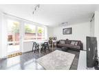 3 bed house for sale in Blomfield Court, SW11, London