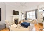 Pembridge Mews, Notting Hill, London W11, 3 bedroom mews house to rent -