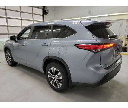 2023 Toyota Highlander XLE is a 2023 Toyota Highlander XLE Car for Sale in Wilkes Barre PA