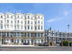 3 bedroom flat for rent in Marine Parade, Brighton, East Susinteraction, BN2