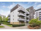 3 bedroom flat for rent in Agate Close, Hanger Lane, NW10