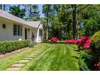 Home For Sale In Locust Valley, New York