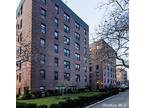 Flat For Rent In Far Rockaway, New York