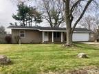 15702 Hamilton St, Granger, IN 46530 - MLS 202412291