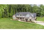 Home For Sale In Waxhaw, North Carolina