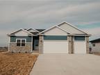 850 Sandy Hollow Cir, Waukee, IA 50263