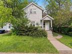 916 Wright St, Oshkosh, WI 54901