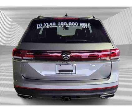 2024 Volkswagen Atlas 2.0T SE w/Technology is a Silver 2024 Volkswagen Atlas 2.0T SE SUV in Fort Lauderdale FL