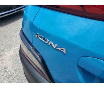 2022 Hyundai Kona SE is a Green 2022 Hyundai Kona SE SUV in Orlando FL