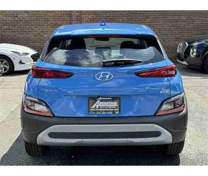 2022 Hyundai Kona SE is a Blue 2022 Hyundai Kona SE SUV in Hicksville NY