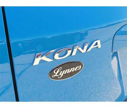 2022 Hyundai Kona SE is a Green 2022 Hyundai Kona SE SUV in Bloomfield NJ