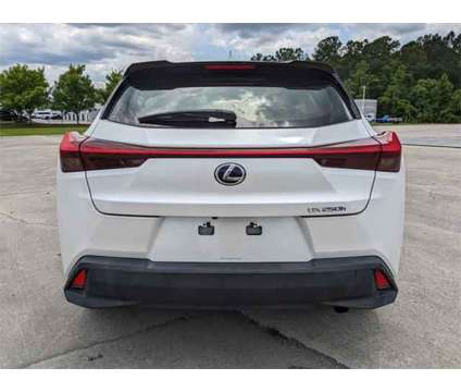 2019 Lexus UX 250h is a 2019 Station Wagon in Charleston SC