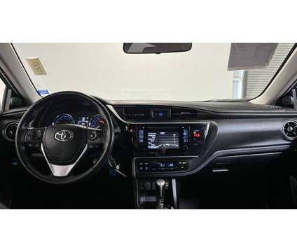 2019 Toyota Corolla SE is a Blue 2019 Toyota Corolla SE Sedan in Santa Rosa CA