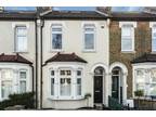 4 bedroom terraced house for sale in Parsonage Lane, Enfield, EN2