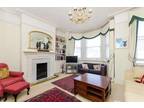 3 bed flat to rent in Alwyne Road, SW19, London
