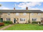 2 bedroom terraced house for sale in Somerton, Bicester, OX25