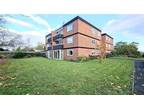 2 bed flat to rent in Oldnall Road, DY10, Kidderminster