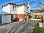 3 bedroom detached house for sale in Knightsdale Road, Weymouth, DT4