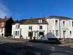 3 bedroom terraced house for sale in High Street, Steyning, West Susinteraction