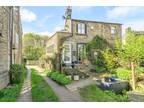 2 bedroom detached house for sale in Sude Hill, Holmfirth, Huddersfield, HD9