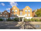 4 bedroom apartment for rent in Manor Road, Chigwell, Esinteraction, IG7
