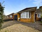 Horsbere Road, Hucclecote, Gloucester, Gloucestershire, GL3 2 bed bungalow for