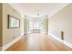 3 bed flat for sale in Salford Road, SW2, London