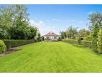 6 bedroom detached house for sale in Wagon Lane, Bingley, BD16