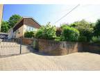 3 bed house for sale in Castle Hill Road, LU6, Dunstable