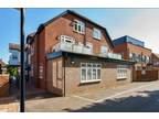 1 bedroom flat for sale in Stanmore, Middleinteraction, HA7