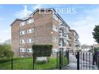 1 bed flat to rent in High Gables, BR2, Bromley