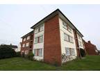 2 bed flat to rent in South Road, DY8, Stourbridge