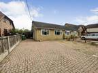 2 bedroom bungalow for sale in North Drive, Mayland, CM3