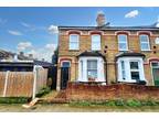 2 bedroom end of terrace house for sale in Chapel Road, Hounslow, TW3