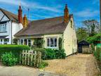 3 bedroom detached bungalow for sale in Glendale Road, Burnham-On-Crouch, CM0