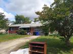 Carrington Cres S