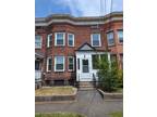 West Haven 4BR 2BA, Beautiful brick row house on quiet tree