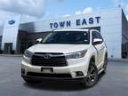 2016 Toyota Highlander XLE V6