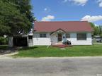 Home For Sale In Lewistown, Illinois