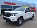 2024 Nissan frontier White, new