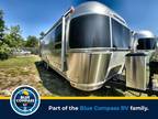 2024 Airstream Globetrotter 27FB Twin