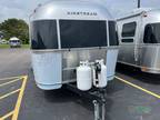 2024 Airstream Flying Cloud 23FBT 23ft