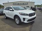 2020 Kia Sorento White, 77K miles