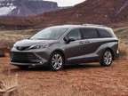 2022 Toyota Sienna Platinum 12012 miles