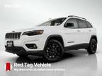 2023 Jeep Cherokee White, 30K miles